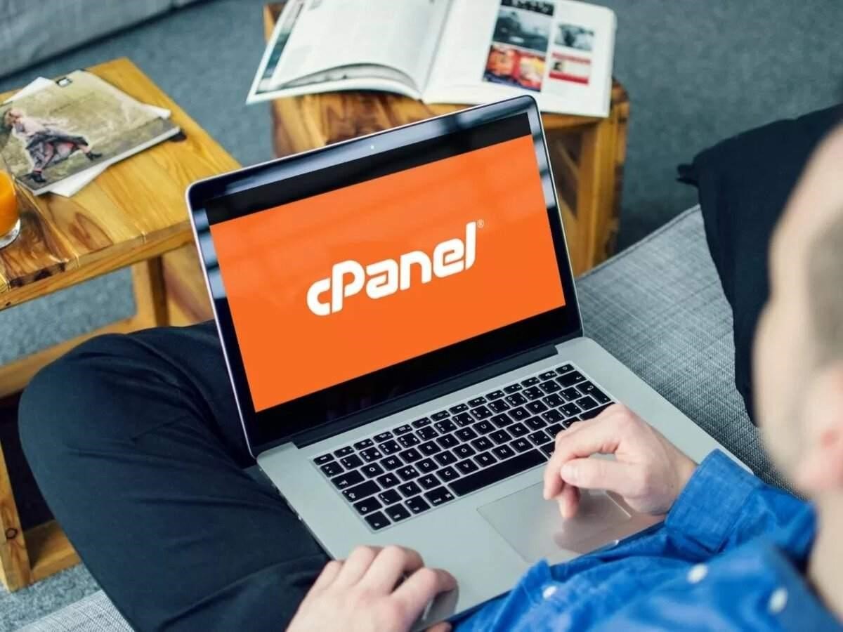 انواع کنترل پنل های میزبانی وب + نرم افزارهای لازم 1 انواع کنترل پنل های میزبانی وب